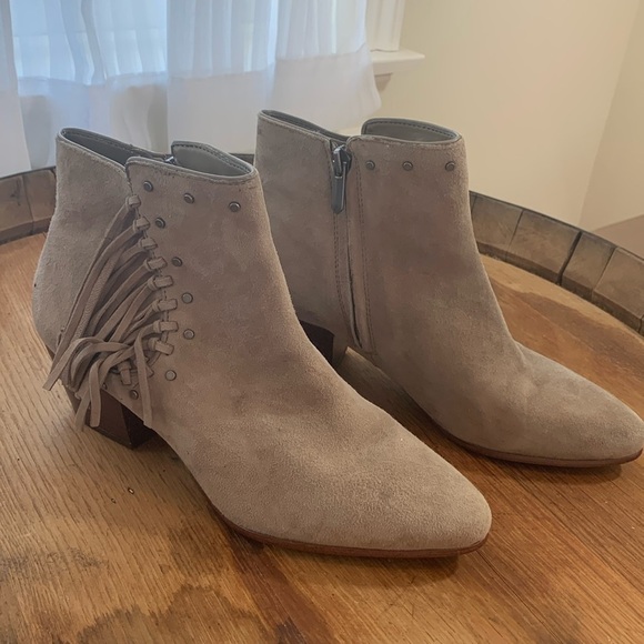 Sam Edelman | Rudie Tan Suede Fringe Tassel Studded Zip Slip On Ankle Boots 7M - Picture 4 of 17